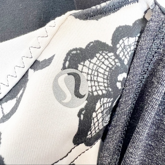 Lululemon Run Back On Track Laceoflage Tank Top Size 4 - Picture 11 of 12